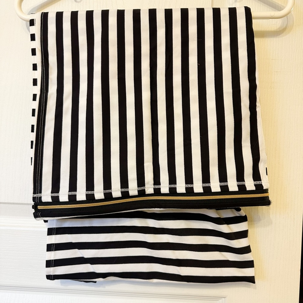 Lululemon vinyasa scarf